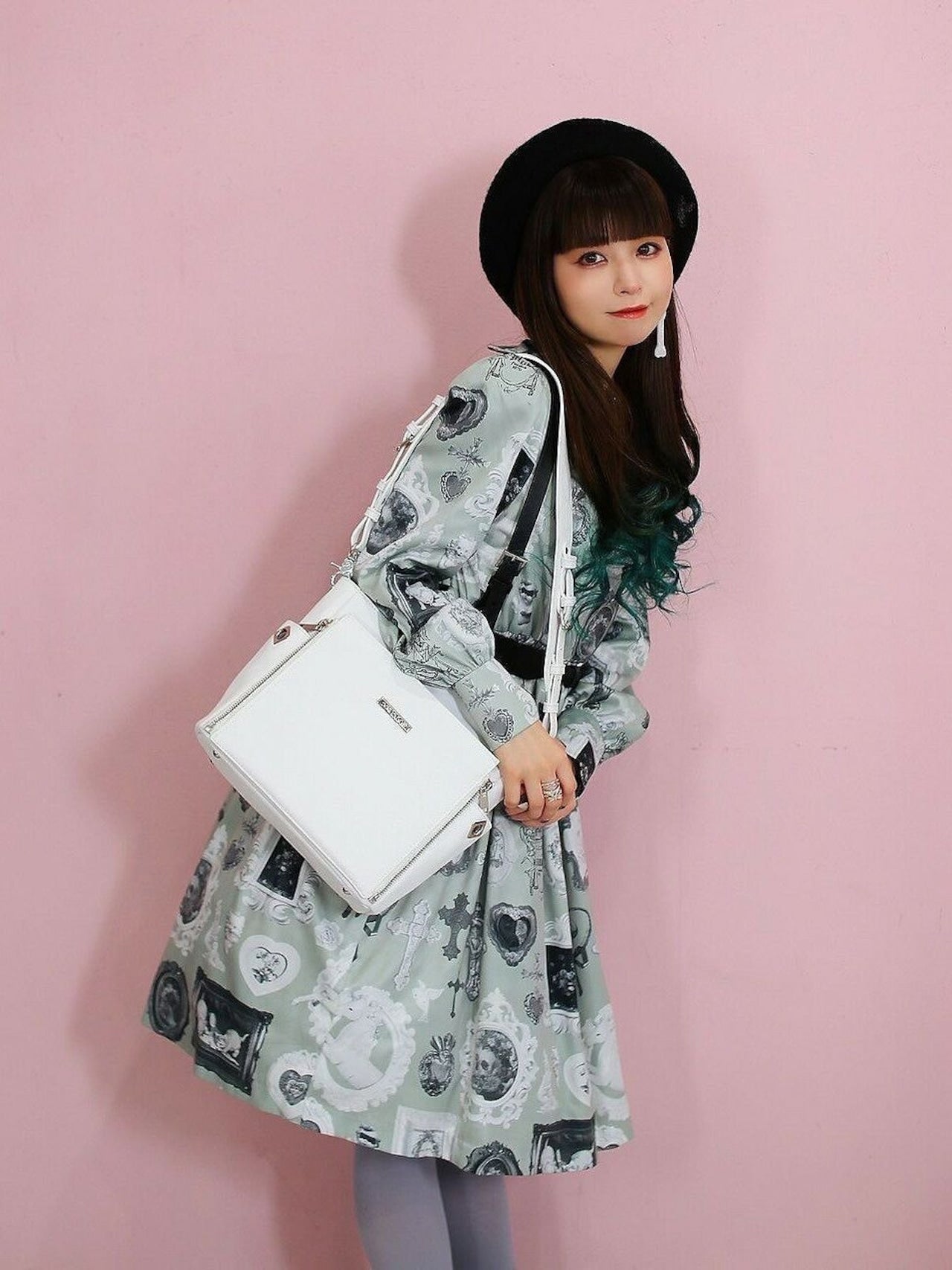 (Goods - Bags) Haruna Luna x REA RARE Concealable Ita Bag 2 Way