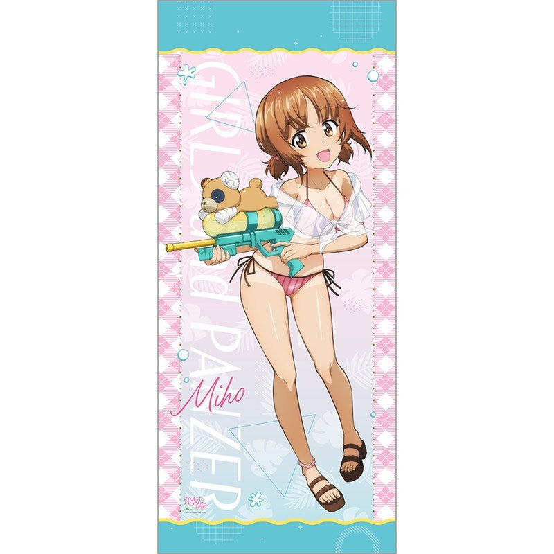 (Goods - Tapestry) Girls und Panzer das Finale Exclusive Art Big Tapestry (Miho Nishizumi/Water Gun Sun Tan Ver.)