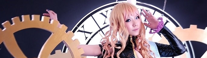 Check Out These Awesome Cosplays of Macross F Songstresses Sheryl Nome and Ranka Lee!