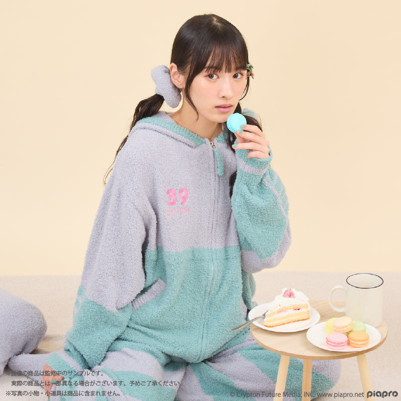 (Goods - Apparel) Hatsune Miku Parka (Unisex)
