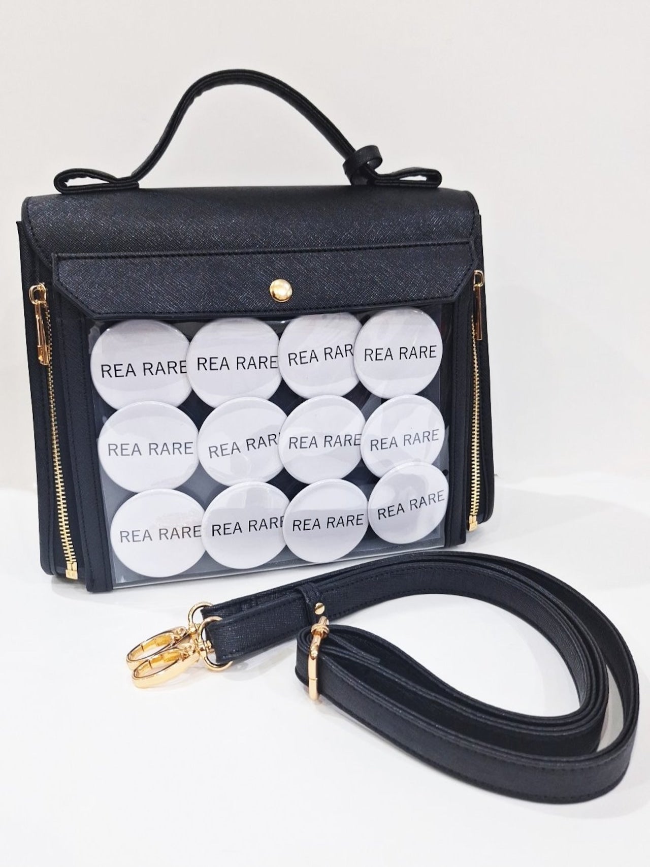 (Goods - Bags) REA RARE Concealable Ita Bag