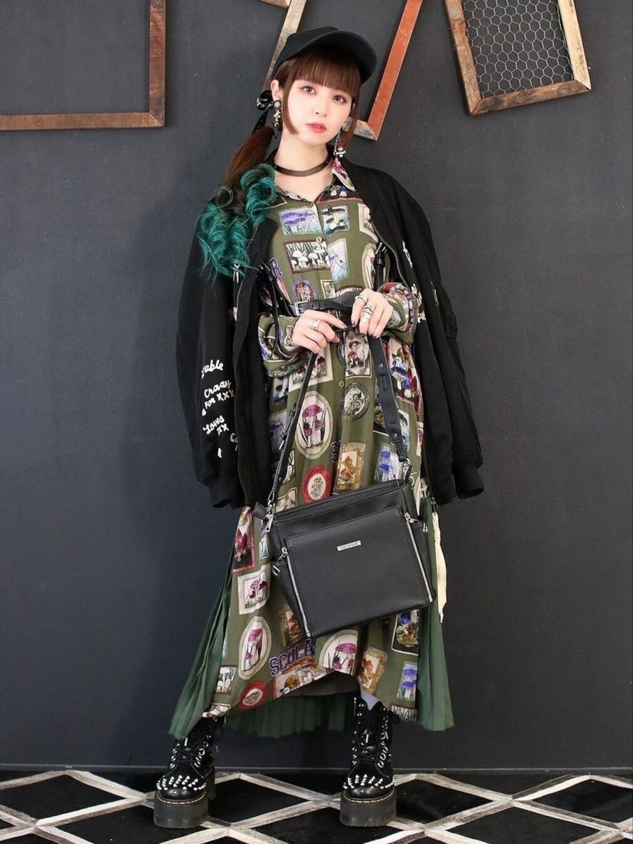 (Goods - Bags) Haruna Luna x REA RARE Concealable Ita Bag 2 Way