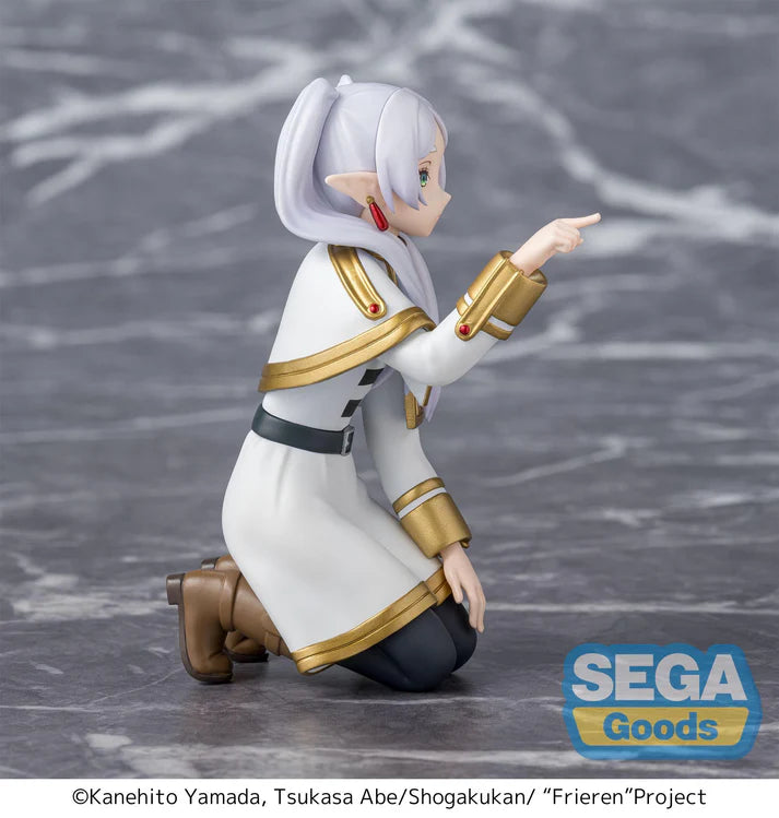 (Non-Scale Figure) Frieren: Beyond Journey's End PM Perching Frieren: Poking Something