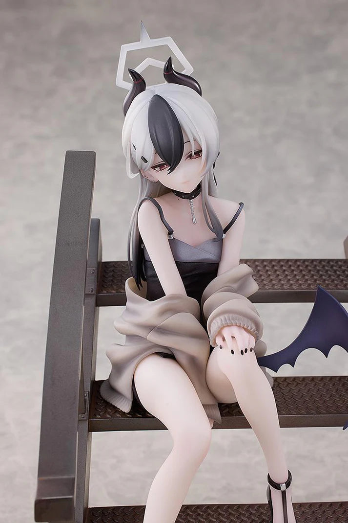 Blue Archive Kayoko Dress: Memorial Lobby Ver. - 1/7 Scale Figure