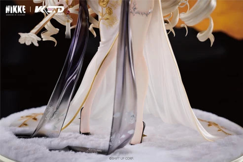 (1/4 Scale Figure) GODDESS OF VICTORY: NIKKE Crown: Glorious Flower