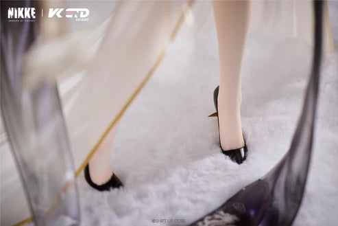 (1/4 Scale Figure) GODDESS OF VICTORY: NIKKE Crown: Glorious Flower