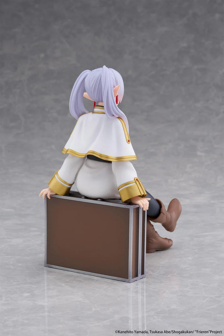 (Non-Scale Figure) Frieren: Beyond Journey's End Desktop Cute Frieren: Trunk Case Ver.