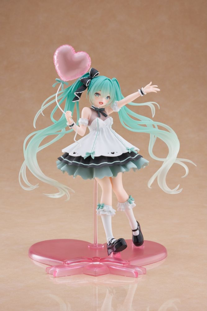 [Vocaloid] Hatsune Miku: Birthday 2025 Party Ver. – AMP+ Figure