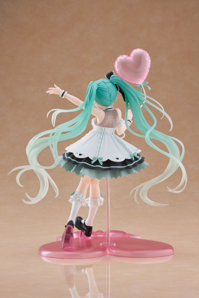 [Vocaloid] Hatsune Miku: Birthday 2025 Party Ver. – AMP+ Figure