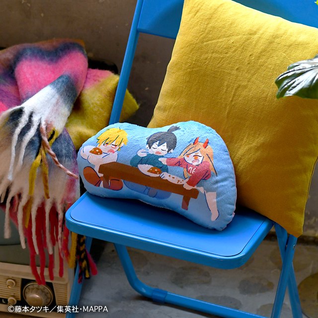 [Chainsaw Man] HER Artist Collab Die-cut Cushion (Hayakawa Family Dining Table)
